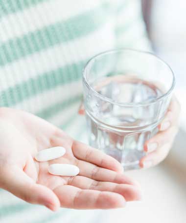 8 Reasons to Take a Multivitamin