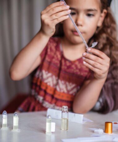 DIY Essential Oil Aroma Sprays for Kids