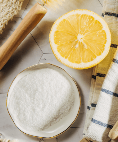 Harness the Power &#038; Benefits of DIY Natural Home Cleaners