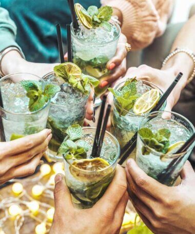 Sip Smarter This Summer: Zero-Proof Drinks 101